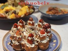 草莓忌廉华夫饼-BE BRIGHT KITCHEN(正佳广场店)