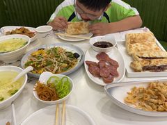 -高玛纳驴肉火烧(一世界店)
