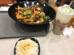 -大食代美食广场(上海中心店)