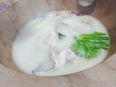 -鲜呦蒸汽石锅鱼(北辰路店)