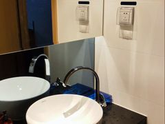 -桔子酒店(南京夫子庙张府园地铁站店)