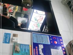 -覃肥叔桂林米粉(粮道街店)