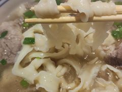 -破瓦寒窑·地摊烤羊排