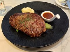 -La-Serene Café