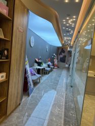 -More摩尔医美の注射线雕光电中心