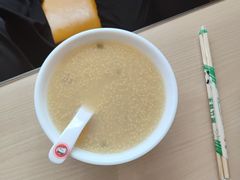 -闫家驴肉老店(华电一校店)
