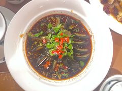 -六福烧烤酒馆(秦隆步行街店)