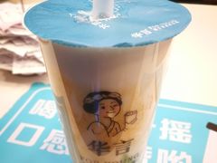 -华言豆腐鲜奶茶(杨家坪店)