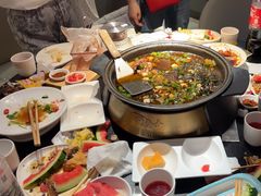 -辣尚瘾·烤鱼·新川菜(牡丹园直营店)