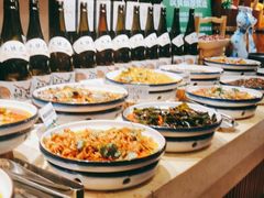 自助取餐区-亚马逊环球美食百汇(新城吾悦广场店)