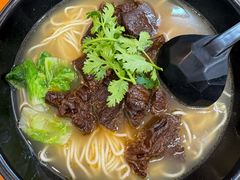 红烧牛肉面-鲜笃面(肇嘉浜路店)