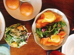 -ROAST coffee & eatery