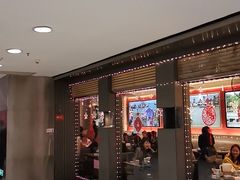 门面-大头虾越式风味餐厅(光明广场店)