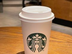 -星巴克臻选(莘庄仲盛店)