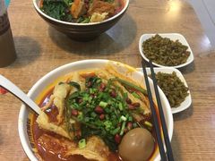 -螺小胖柳州螺蛳粉(钟楼总店)