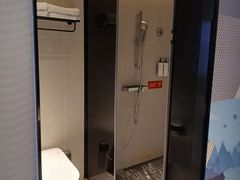 -宜尚酒店(广州上下九永庆坊长寿路地铁站店)