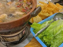 藥膳湯底-威邵鸡煲(西华路总店)