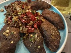 -顶峰夜宴·龙虾烧烤大排档(九江学院店)