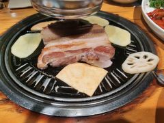 -唯成•韩国炭火烤肉 유성고기