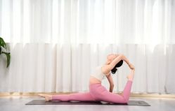 -亚太瑜伽普拉提学院