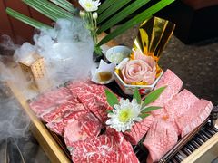 -铭牛烧肉·和牛海鲜自助(高新月牙湖店)