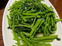 -宴小馆·小海鲜青岛菜(五四广场店)