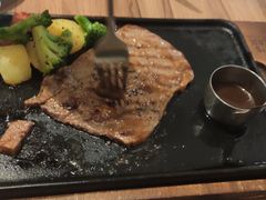 法式芳香黄油肋眼牛排-必胜客(滨江店)