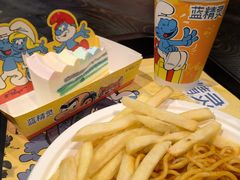 -蓝精灵乐园·世茂精灵之城主题乐园