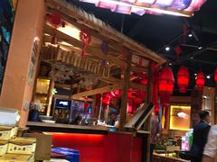 -老滇山寨•云南特色菜•地方菜•民族风情歌舞表演(金碧店)