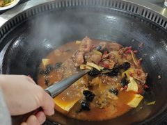 铁锅炖排骨-兄弟大灶台(原纺渭路店)