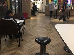大堂-麦当劳(静安寺店)