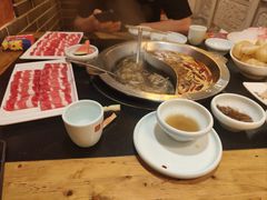 菌菇鸳鸯锅-大龙辣火锅·龙虾·烧烤(湖滨新天地店)