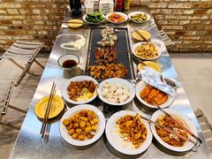 -马路牙子烧烤音乐酒馆(望京店)