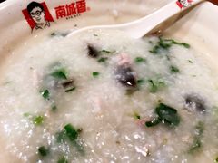 -南城香·饭香串香馄饨香(赵公口店)