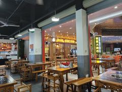 -灌县老妈砂锅串串香(万科红生活广场店)