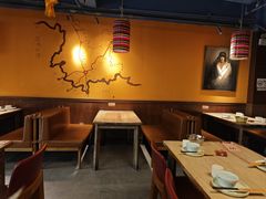 -缘生态云南菜·野生菌庭院餐厅(华侨城店)