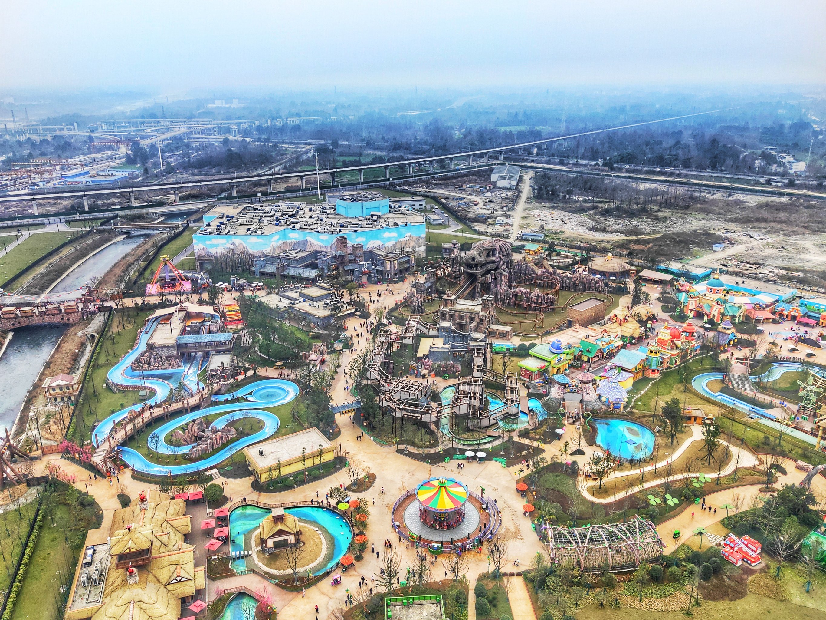 打卡都江堰融创乐园热