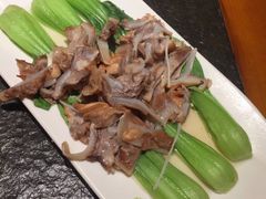 -马路边上·小海鲜烧烤(八一路店)