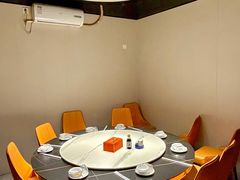 -鑫悦楼煎蟹·16年海鲜大排档