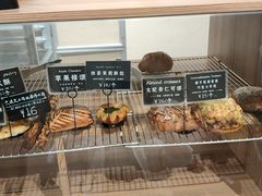 -沁屋面包店(人民东路店)