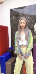 -AYO SALON