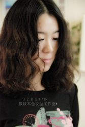 加微信：396246013，9折体验-极致·本色 发型工作室