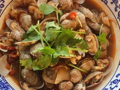 -琥珀老六龙虾(四里河店)