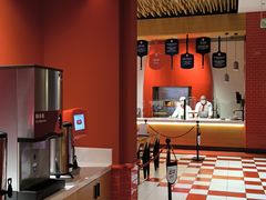 -城市大道红炉披萨烘焙坊