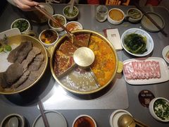 -巴奴毛肚火锅(二七万达店)