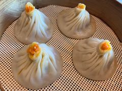 蟹肉鲜肉小笼-蟹榭·本帮江浙菜·蟹宴(五角场合生汇商场店)