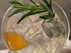 -星巴克臻选(上海合生汇1F店)