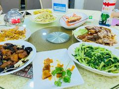 -鹏城人家海鲜酒家·23年老字号(较场尾店)
