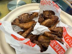 -郑猛记石岐鸽主题餐厅(长江店)