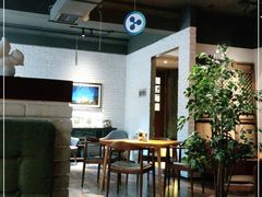 大堂-JINNS锦时 steak&pizza(浸信会礼拜堂旧址店)